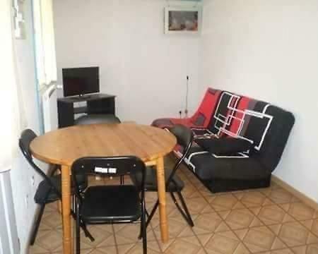 Appartamento Gogo location 1 Forest-Saint-Julien Esterno foto